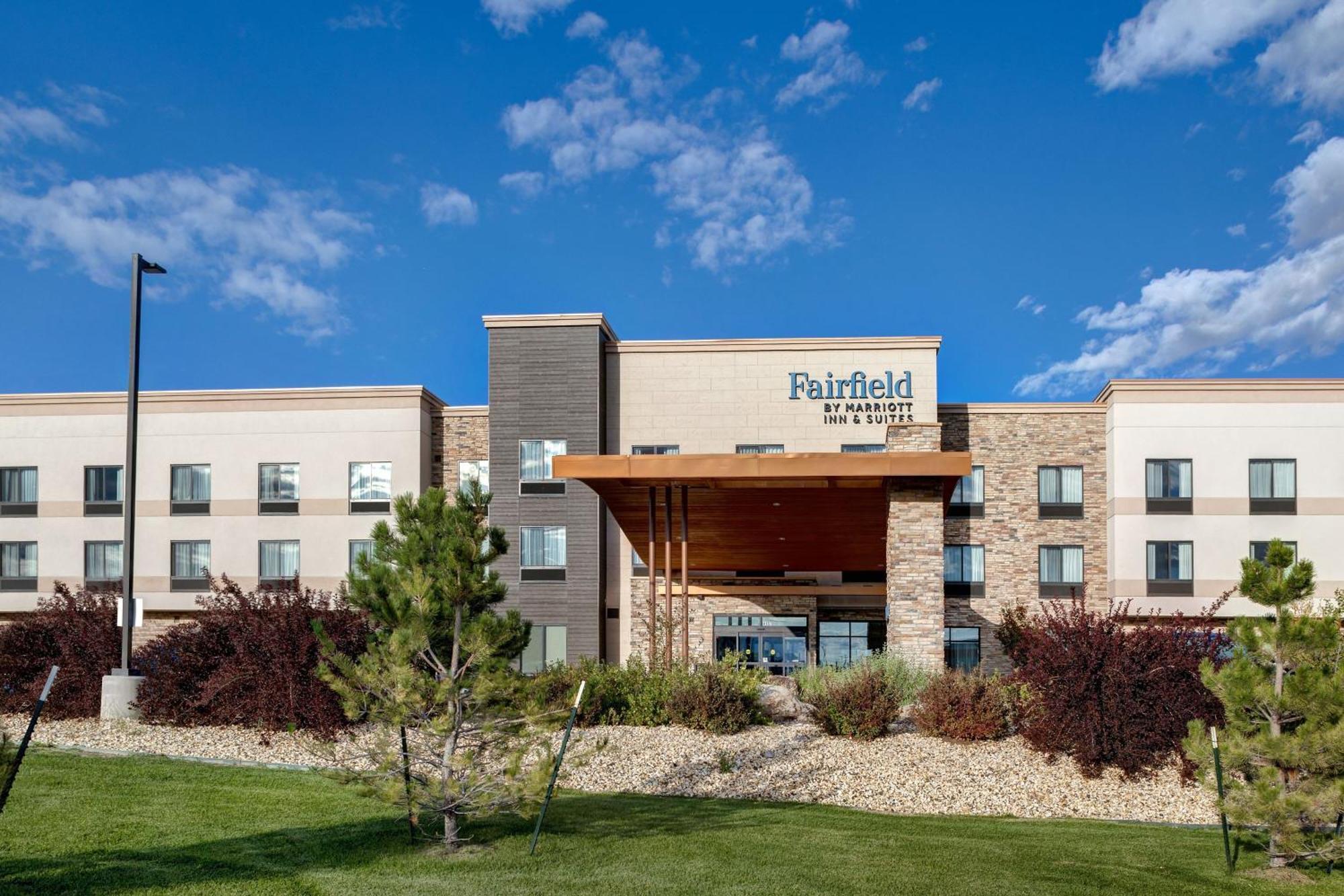 Fairfield Inn & Suites By Marriott Colorado Springs East Exterior photo